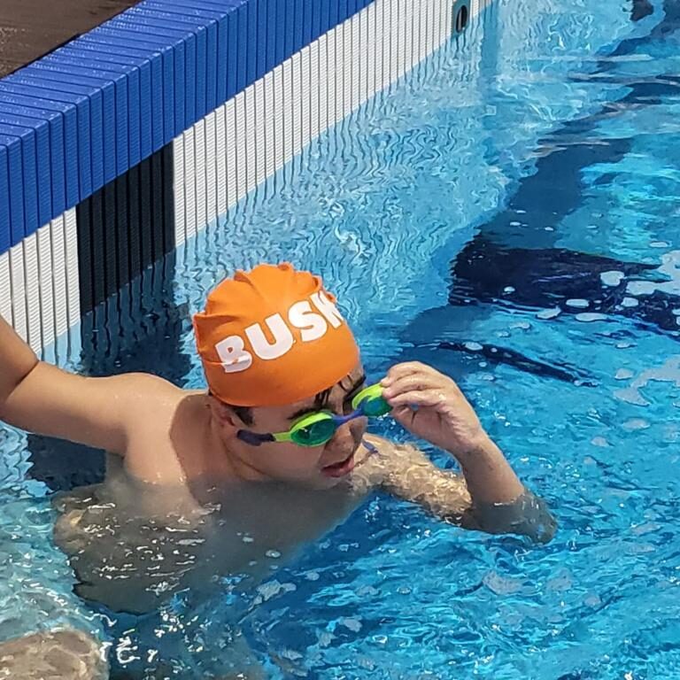 Beylikdüzü Çocuk Yüzme Kursu